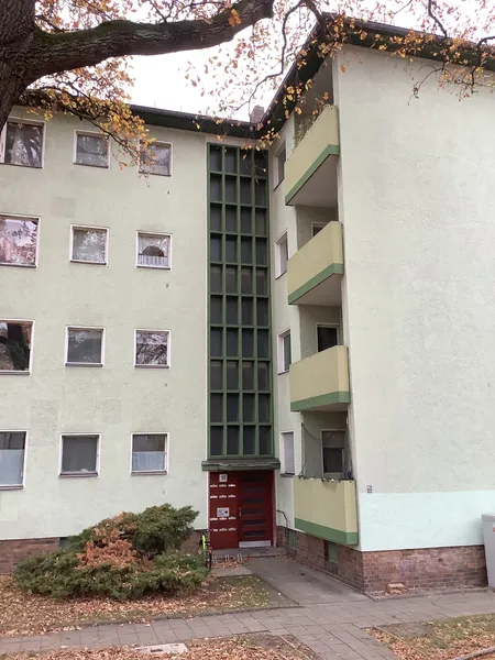 schöne 2-Zimmer-Wohnung im Herzen von Siemensstadt — photo 1